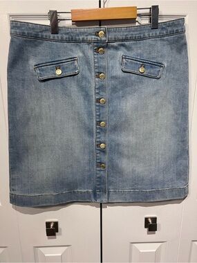 Talbots Blue Denim Knee Length Button Down Cotton Blend Skirt Size 16